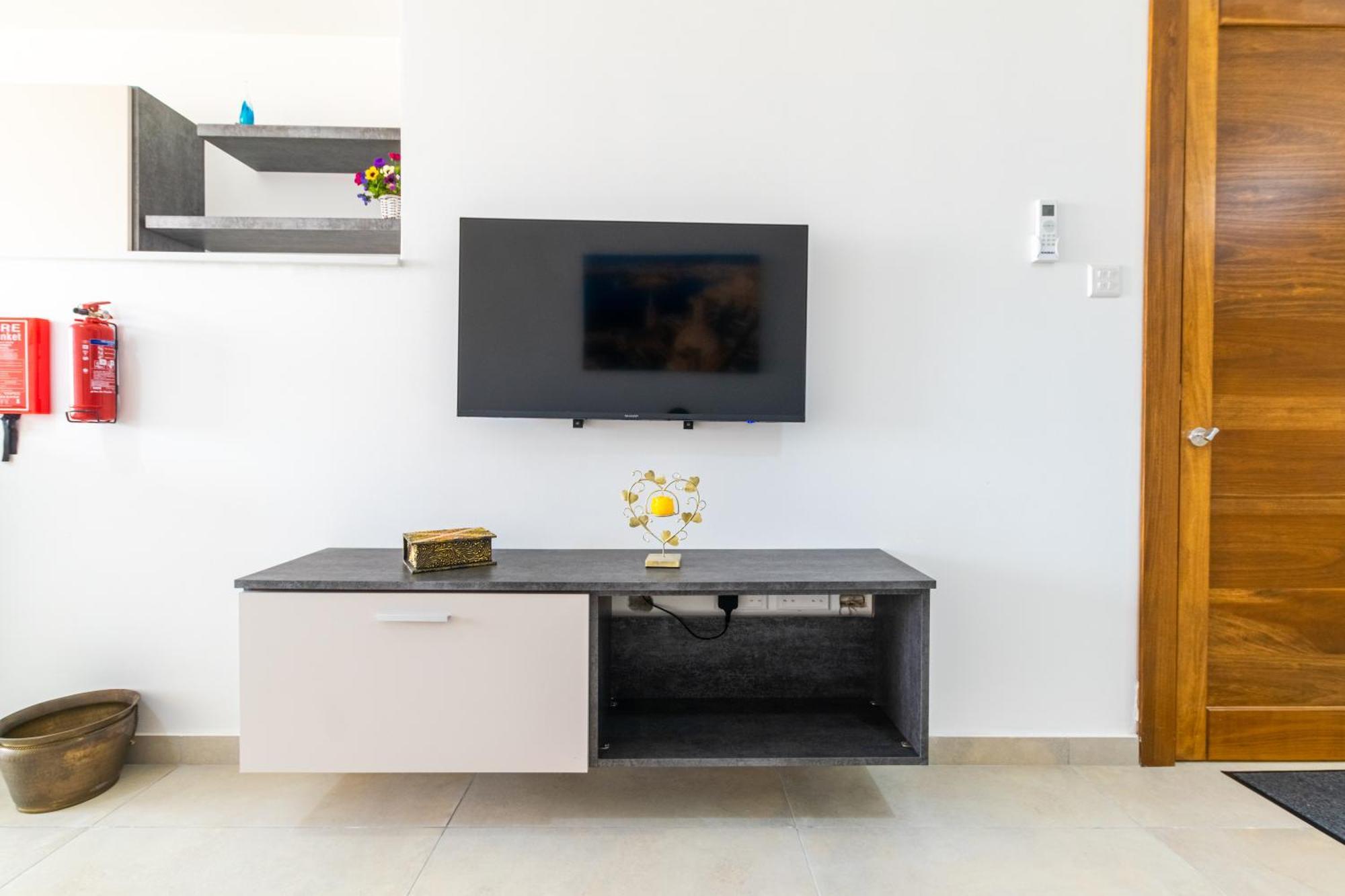 Brand New Apartment 3 Bdr 2 Bth H12 Сейнт Полс Бей Екстериор снимка